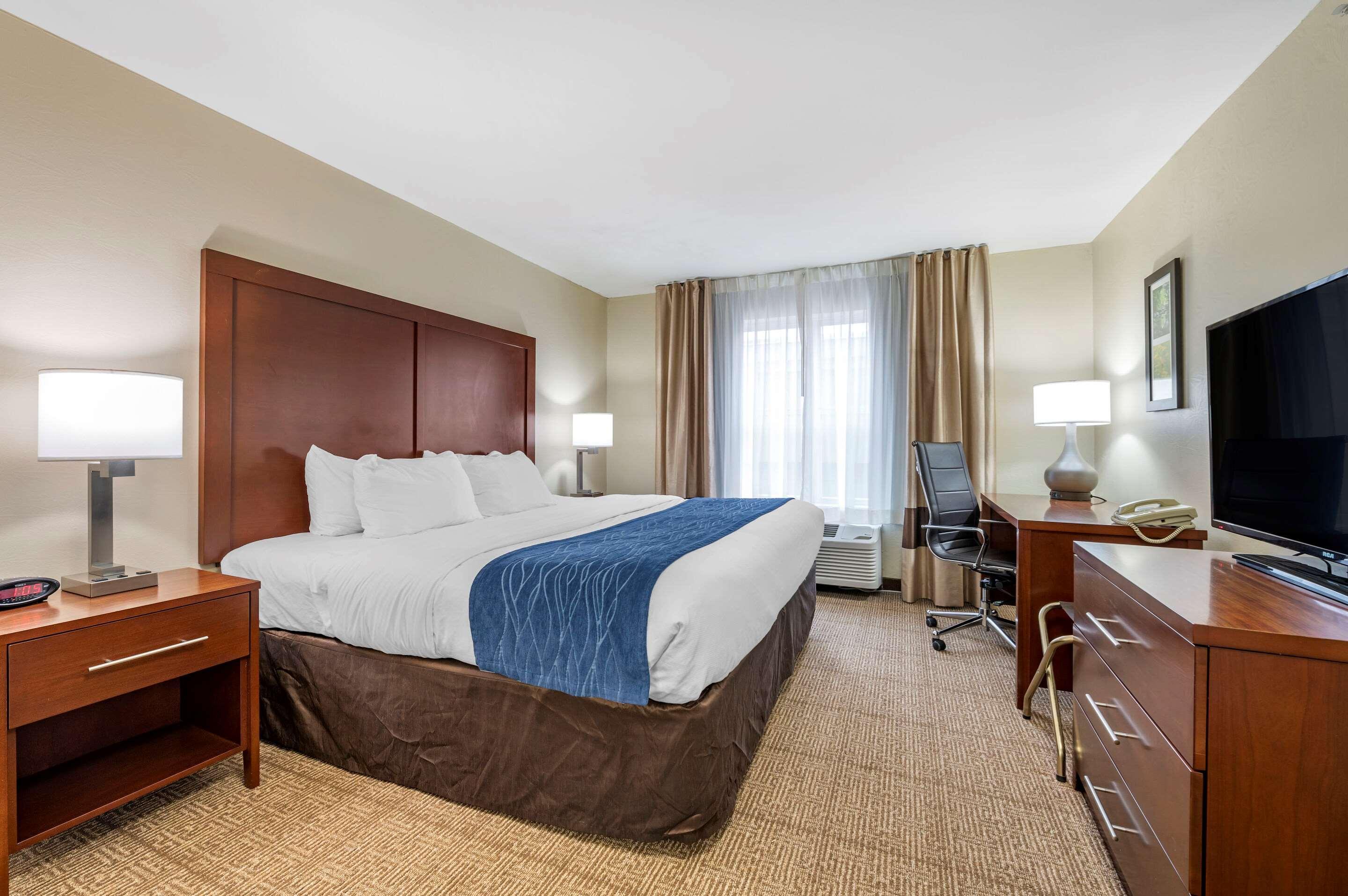Comfort Inn & Suites Northern Kentucky Wilder Exteriér fotografie