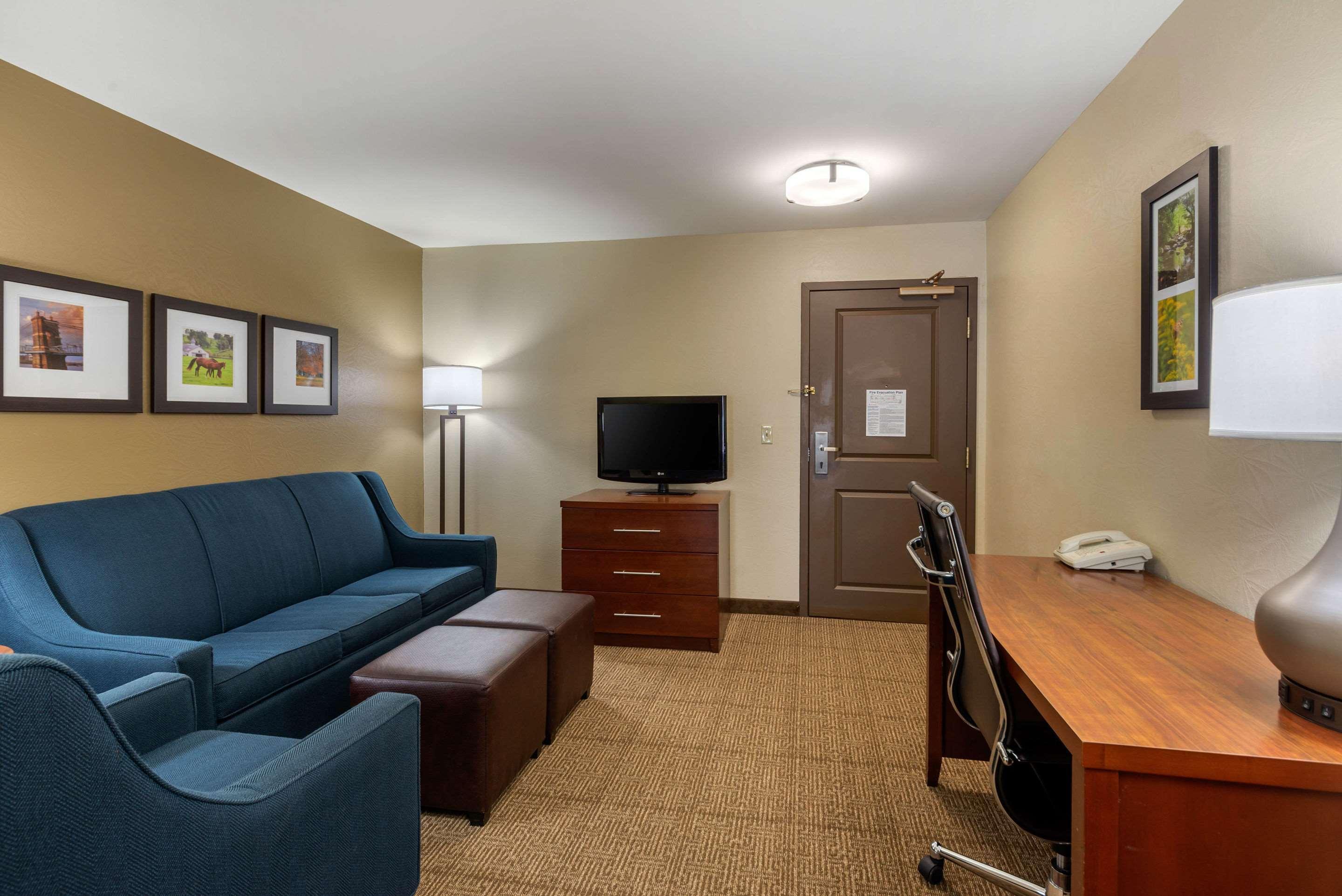 Comfort Inn & Suites Northern Kentucky Wilder Exteriér fotografie