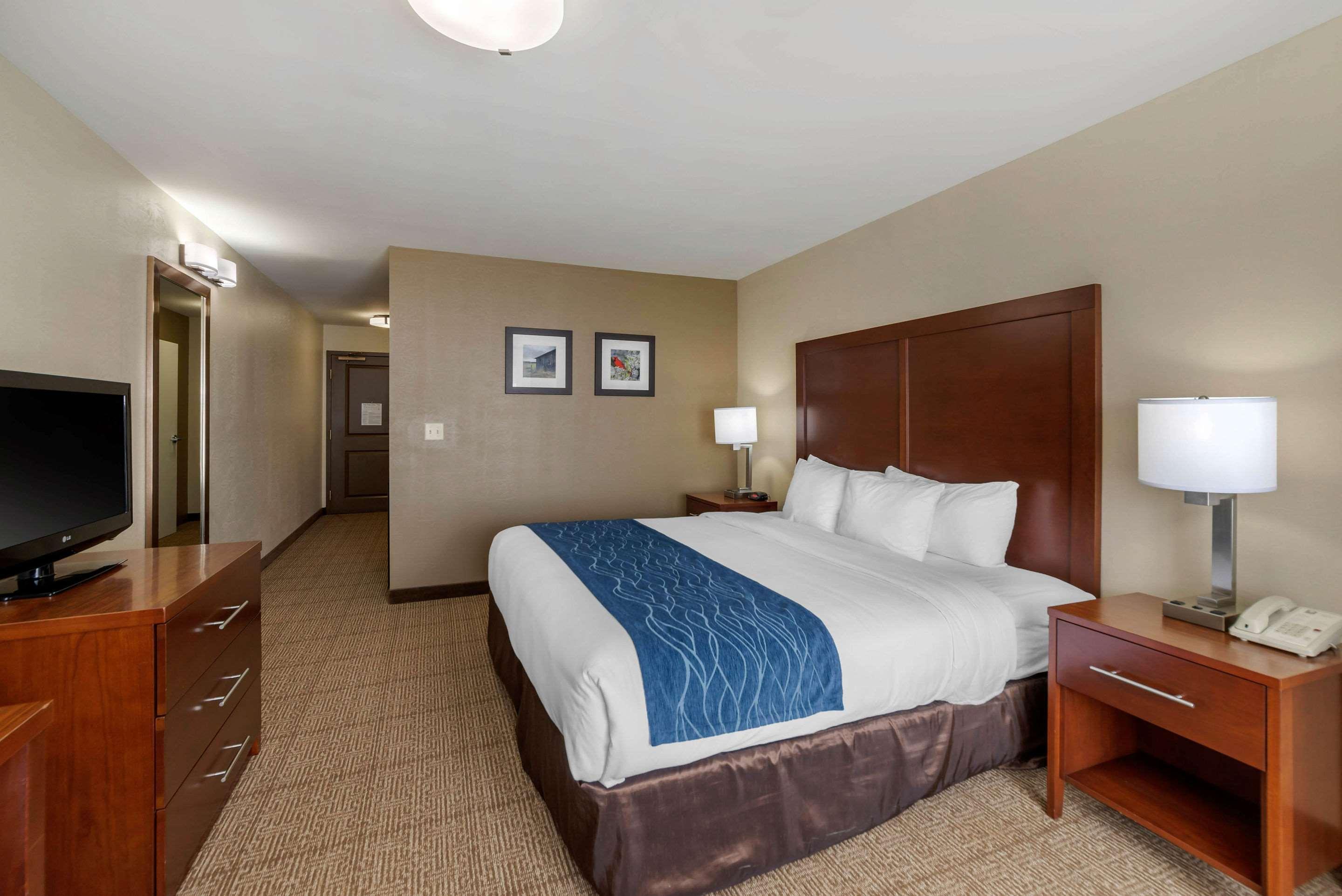 Comfort Inn & Suites Northern Kentucky Wilder Exteriér fotografie