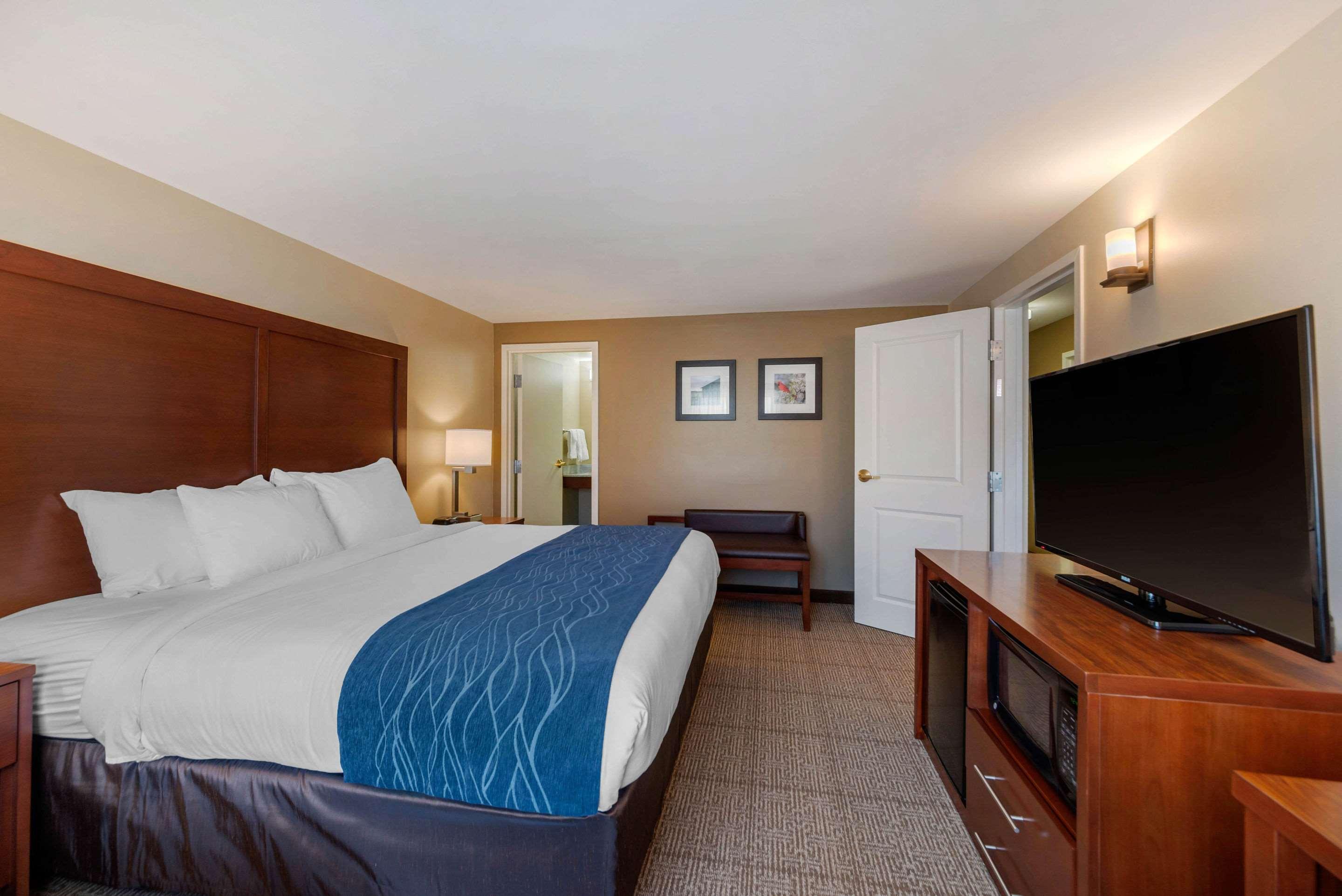Comfort Inn & Suites Northern Kentucky Wilder Exteriér fotografie
